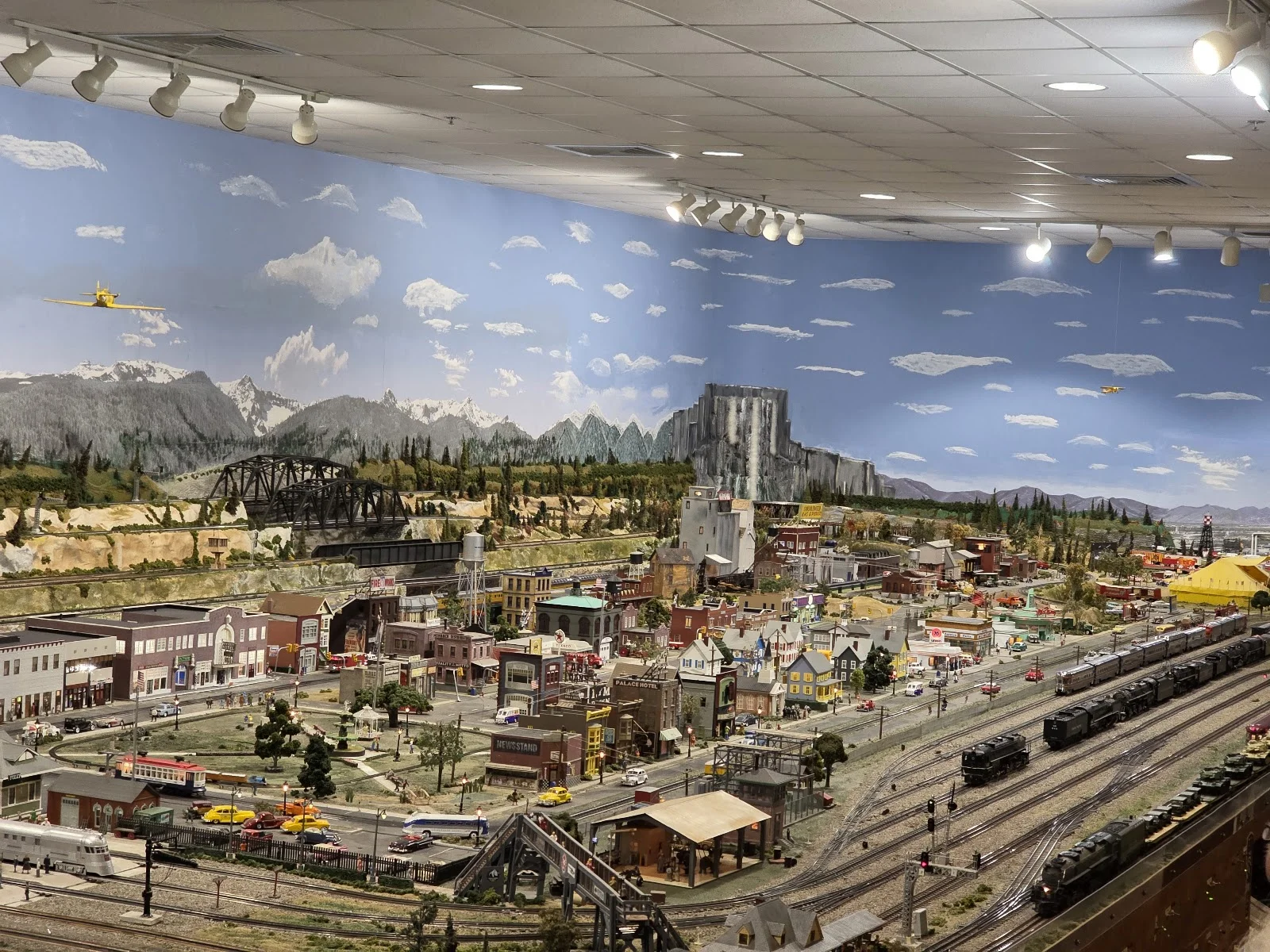 Model Train Museum - gallery in Foley