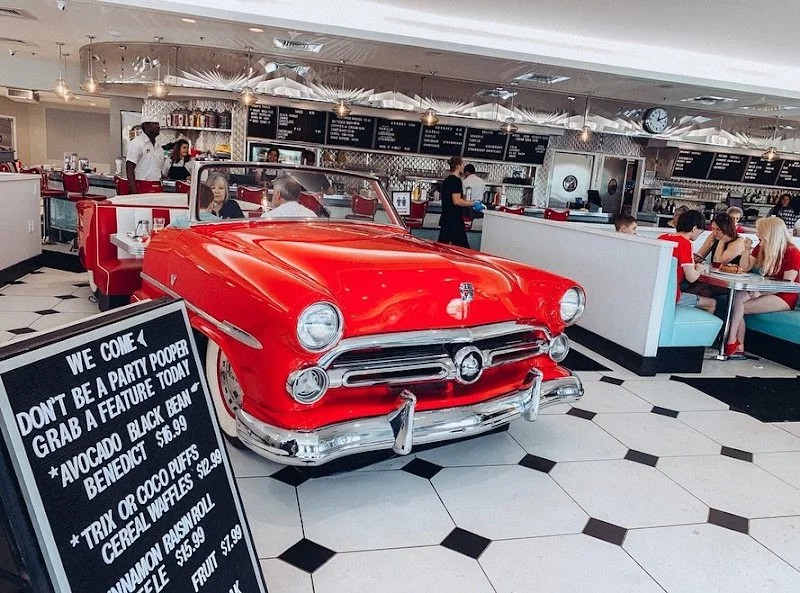 Sunliner Diner - Gulf Shores - Restaurant in Gulf Shores