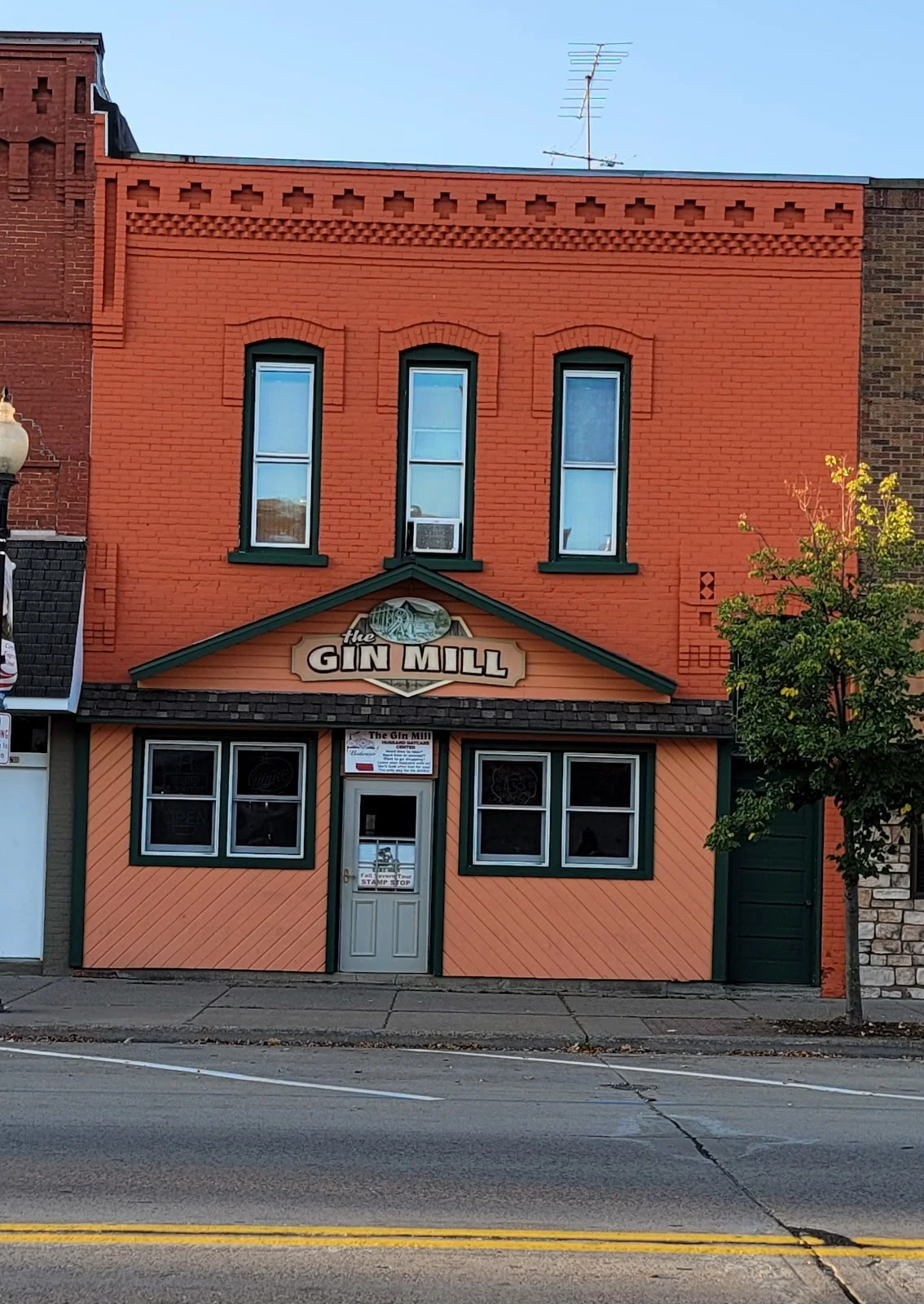 Gin Mill