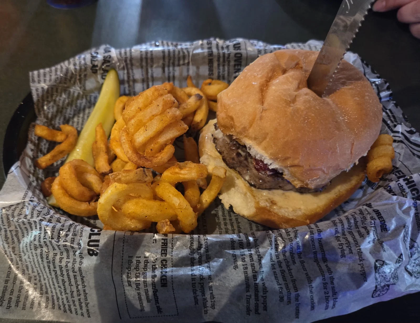 32 South Bar & Grill