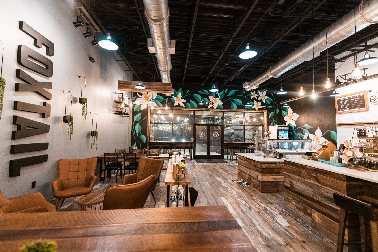 Foxtail Coffee Co. & Kelly's Ice Cream - Magnolia Plaza