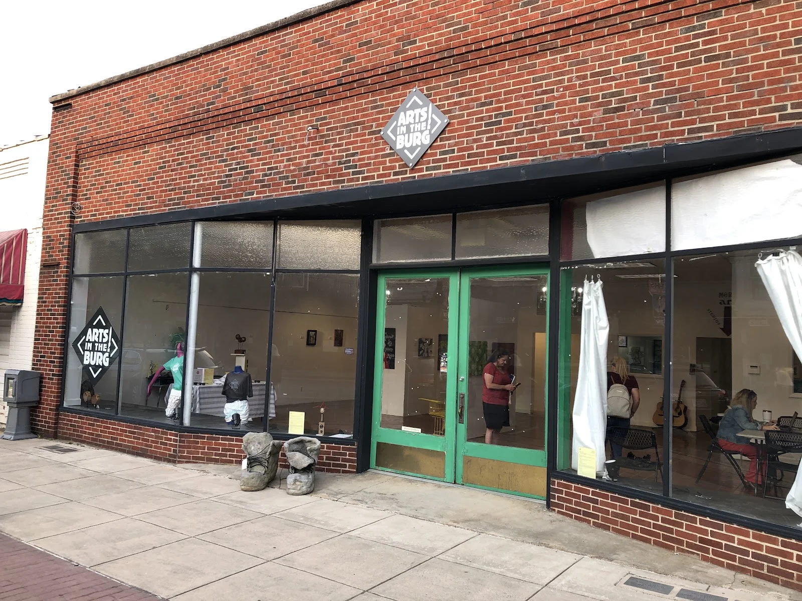 Arts in the Burg