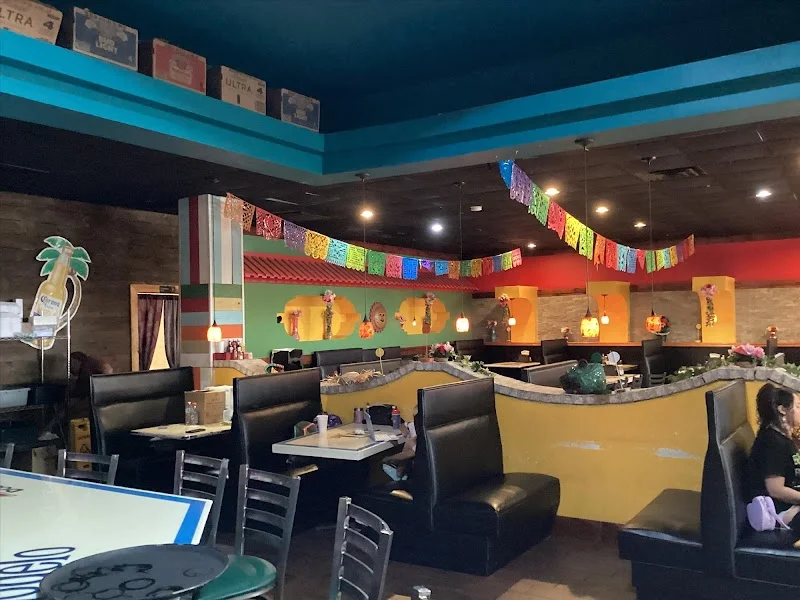 El Monterrey - Restaurant in Bay Minette