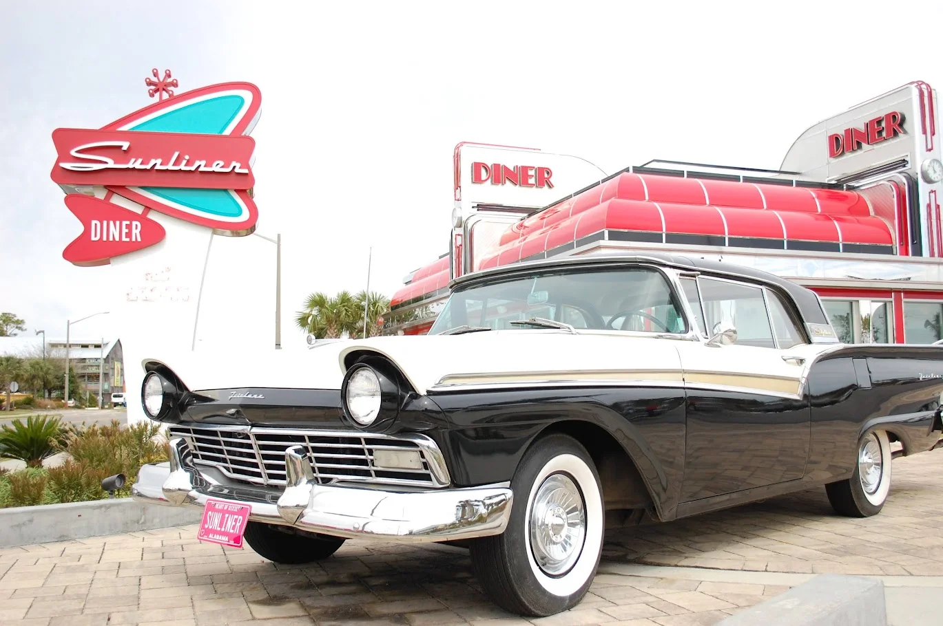 Sunliner Diner