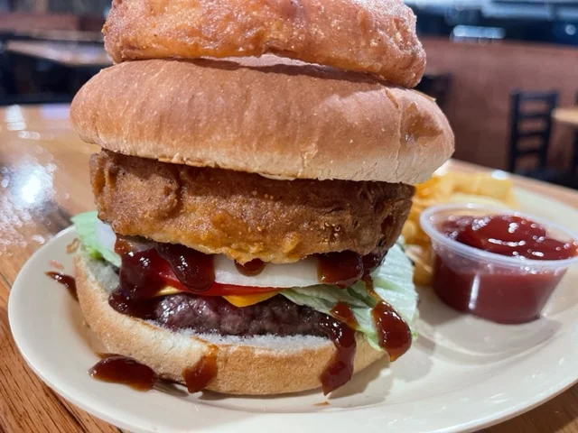 Charlie's Restaurant Lounge