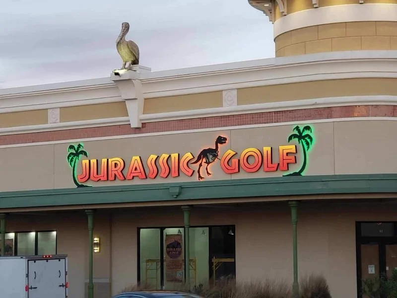 Jurassic Golf - golf in Gulf Shores
