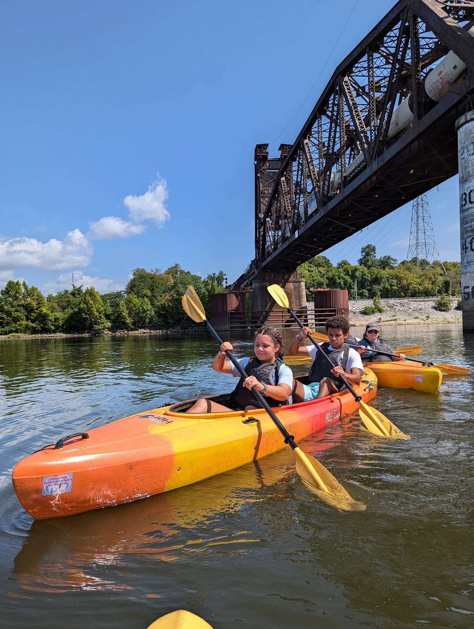 Chattanooga Guided Adventures, Stand Up Paddleboard Rentals