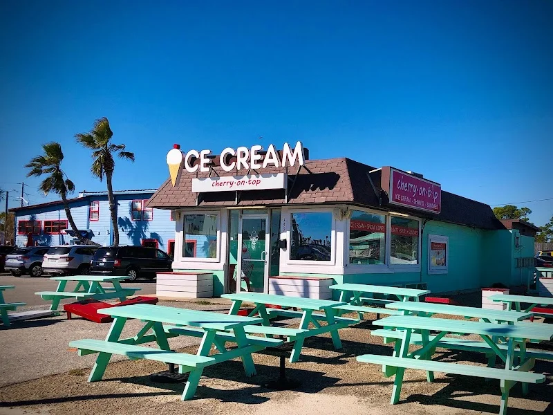 Cherry on Top - ice-cream in Gulf Shores