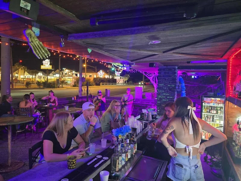 Mudbugs Dive Bar - Bar in Gulf Shores