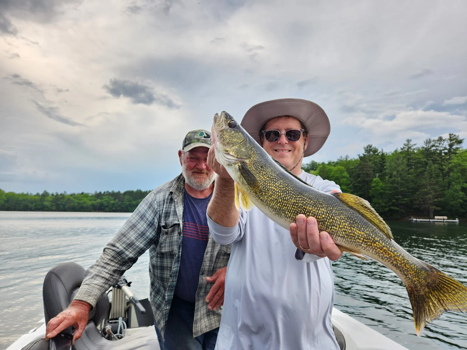 walleye mike fishing guide