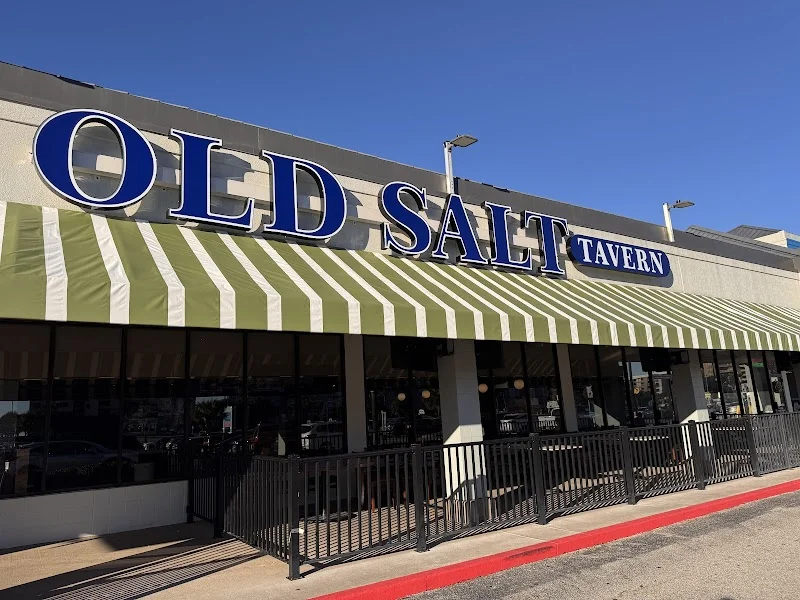 Old Salt Tavern - Restaurant in Orange Beach