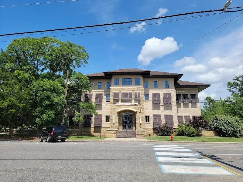 HLG Education Center - Portico Fairhope - Venue in 