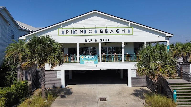 Picnic Beach Bar & Grill - Restaurant in Gulf Shores
