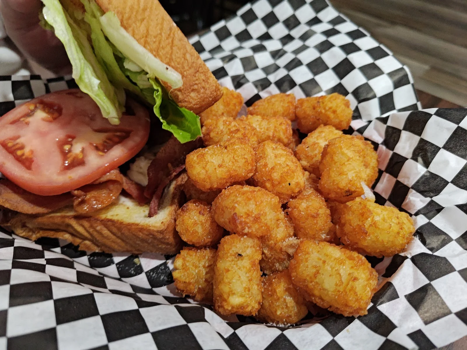 Ms. D's Restaurant - Restaurant in Daphne