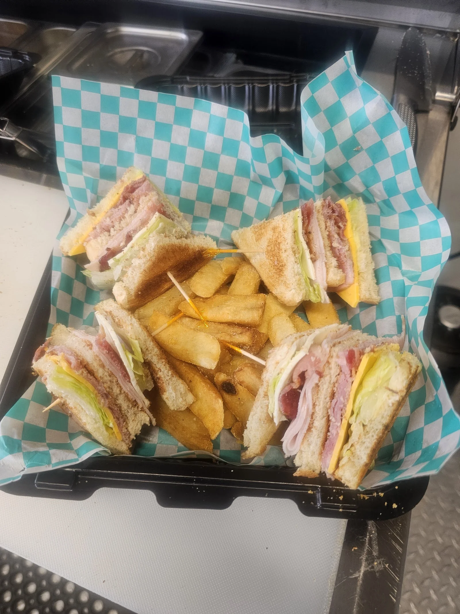 Destin To Grill & Chill