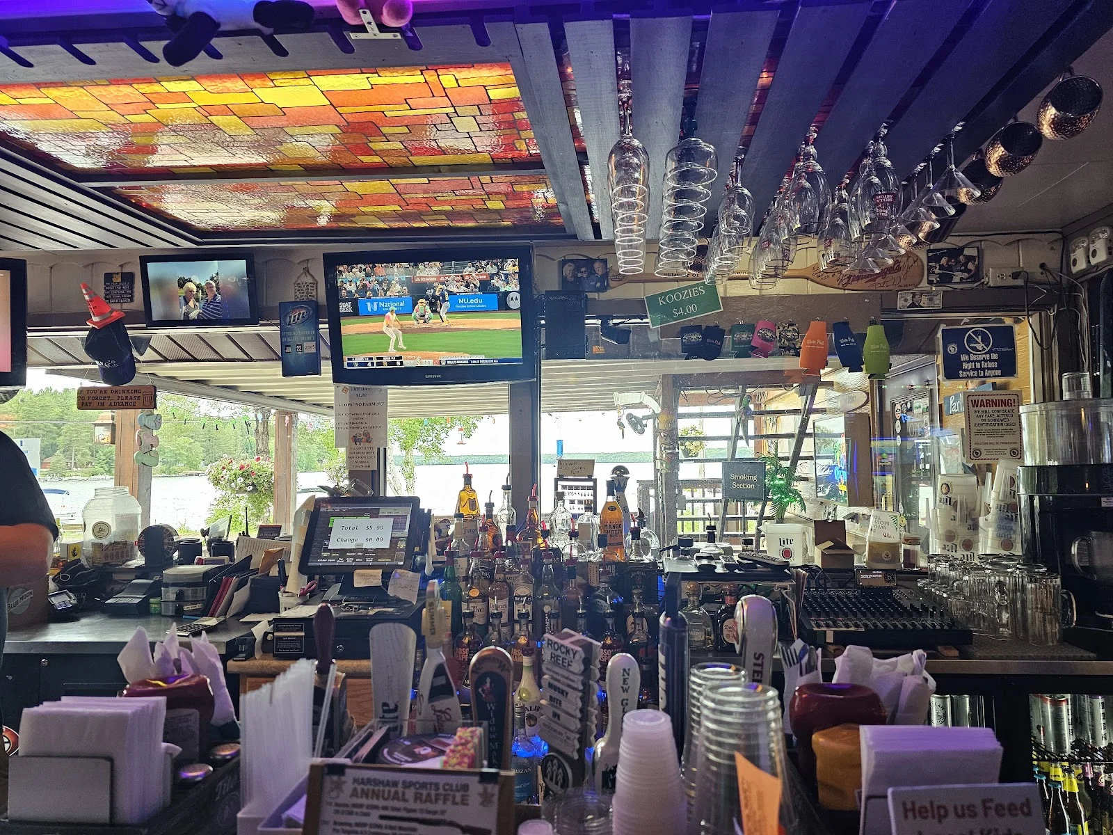 Slo's Pub