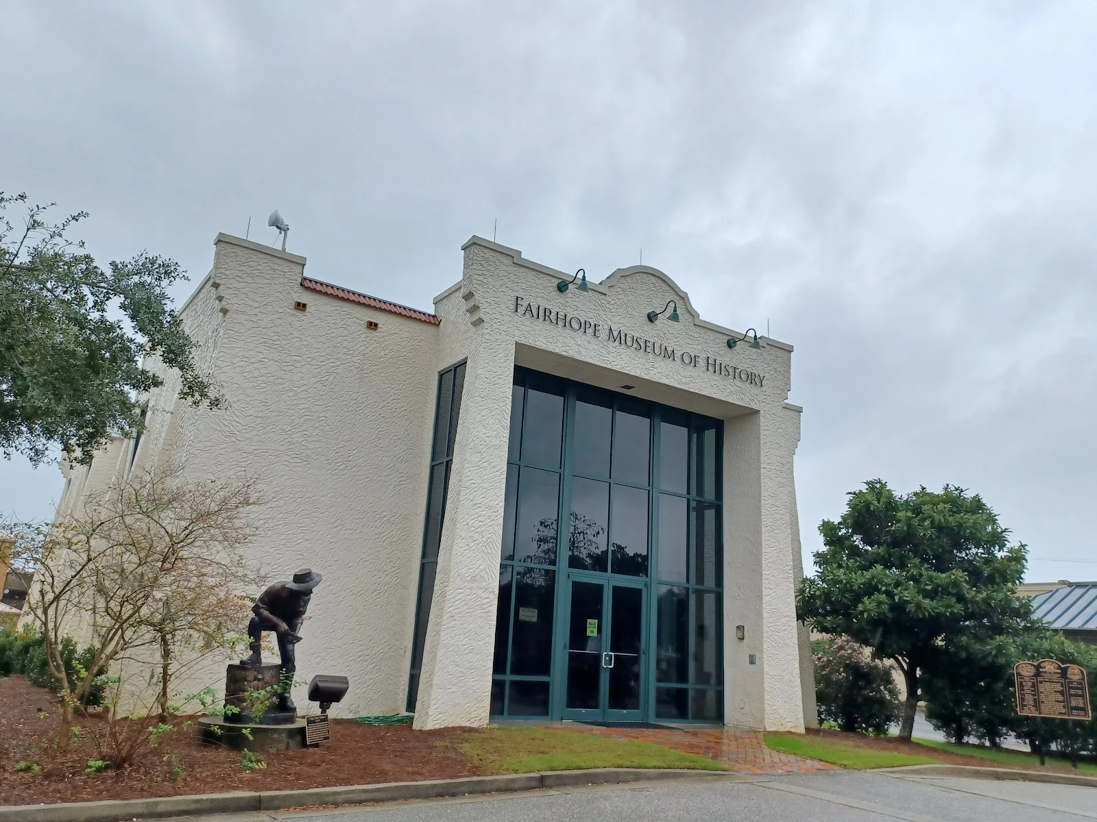 Museum Plaza - gallery in Fairhope