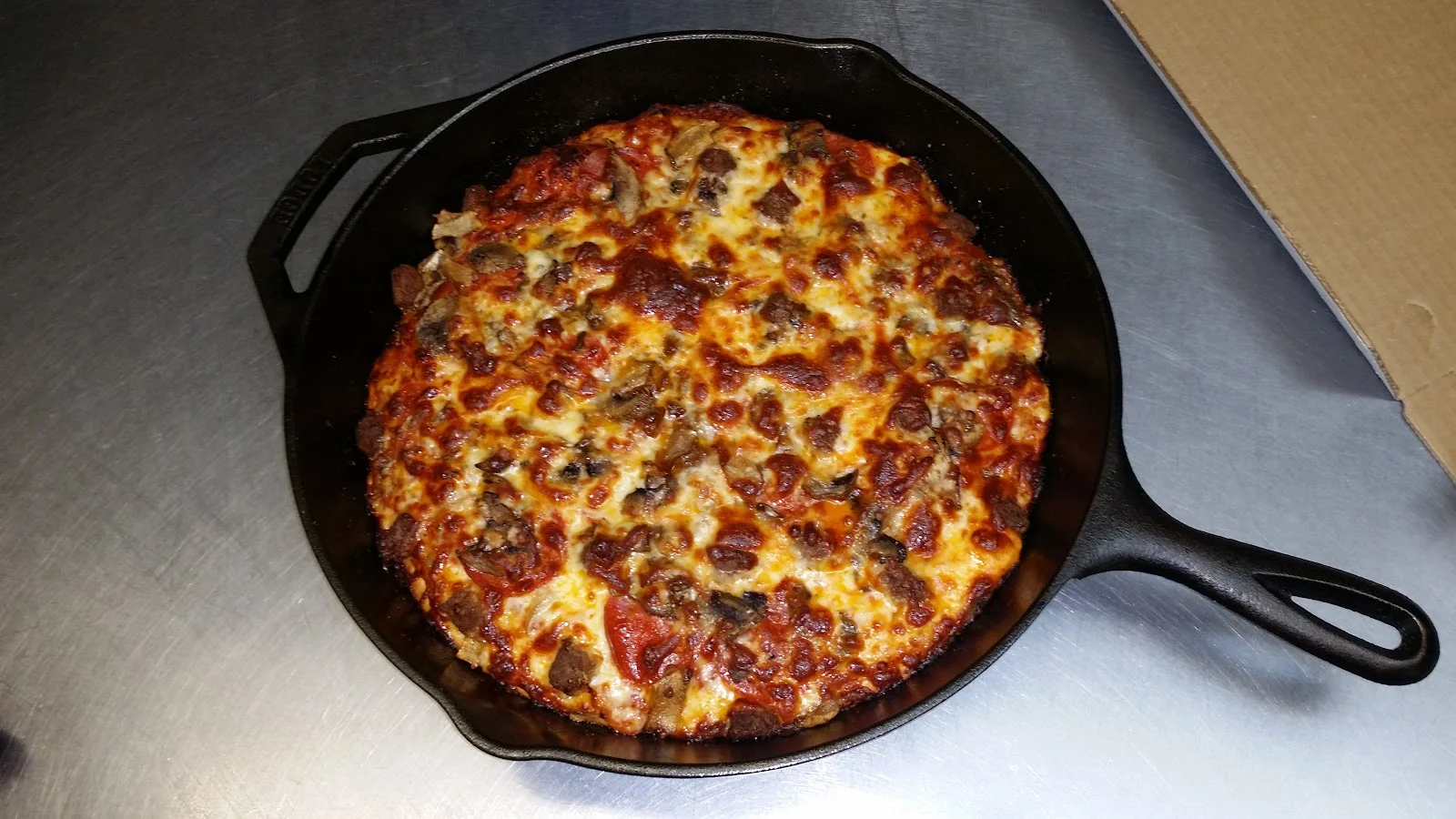 Gina's Pizzeria