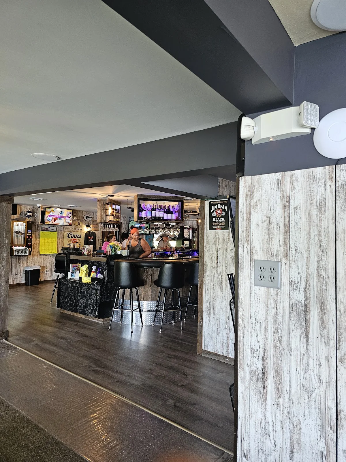 Sheri's Pub N Grub