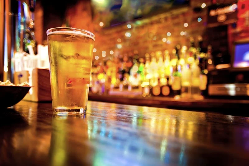 Scuttlebutt Pub - Bar in Foley